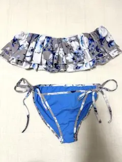 dazzy store ビキニ 水着 サイズM 花柄 ブルー オフショルダーのサムネイル