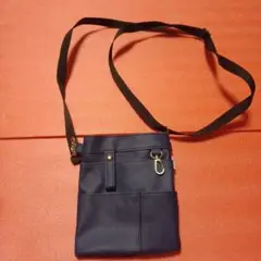 ネイビー ショルダーバッグ 合成皮革