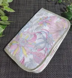 FONTAINE 花柄 ポーチ 賀来千香子セレクションリバティ柄