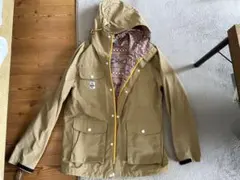 CHUMS マウンテンパーカー Mサイズ ベージュのサムネイル