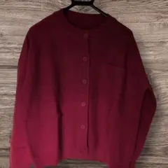 ③【新品未使用品】赤 ボタン付きカーディガン
