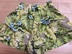 FRAY I.D トロピカルデザイン　ショートパンツ（キュロット）