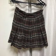 pour la frime ミニスカートのサムネイル