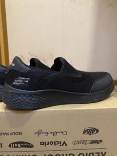 SKECHERS スリッポン　メンズスニーカー　27.5㎝のサムネイル