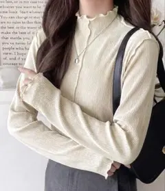 classicalelf 上品な光沢感。2wayメロープリーツハイネックトップス