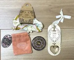 SABON ヘアシュシュ・ミラー(ケース付き)・ハートスプーンセットのサムネイル