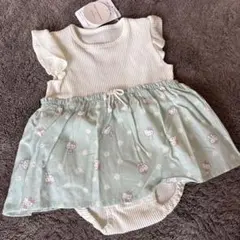 ハローキティ花柄ロンパース 80cm