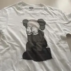 KAWS ユニクロ UT Tシャツ Mサイズ
