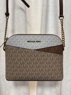新品未使用】MICHEAL KORS Canvas Camera Bag - メルカリ