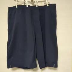 ユニクロ ストレッチショートパンツ ジッパーポケット付き