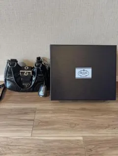週末再お値下げ【美品】PRADA「Re-Edition」ハンドバッグ