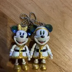 ディズニー　ミッキーミニー フィギュアキーホルダー セット