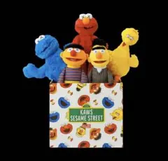 値下げ！KAWS × UNIQLOセサミストリートBOX ぬいぐるみセット新品