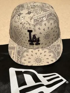 NEWERA ニューエラ バンダナ柄 キャップ LA ドジャース 刺繍 帽子