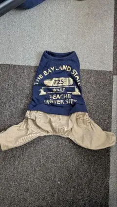 犬服 ネイビーとベージュ プリントデザイン　Mサイズ