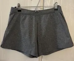 期間限定価格【UNIQLO】ウルトラストレッチアクティブショートパンツ　グレー