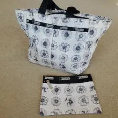 LeSportsac フラワープリント ミニトートバッグ　ポーチ付き