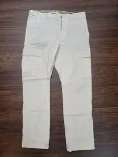 Banana Republic Traveler Cargo 31Rのサムネイル