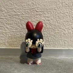新品】GRAPE BRAIN 手の目少女 にぎるちゃん 1stカラー ソフビ - メルカリ