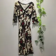ニコルミラー 花柄 ひざ丈ワンピース 七分袖 レーストリム ベージュ 黒 赤のサムネイル