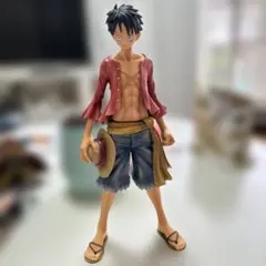 ワンピース ルフィ フィギュア