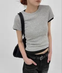 BLACKUP クロップド丈 半袖Tシャツ グレーのサムネイル
