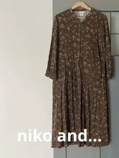 ニコアンド 春服花柄ワンピースMサイズ
