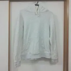 ジーンズメイトで購入したOUTDOORのパーカー　Lサイズ