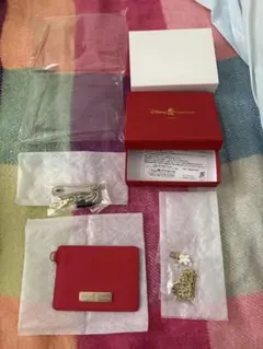 ディズニーキャラクター 赤 カードケース セット