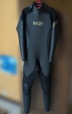 2026年最新】rash ウェットスーツの人気アイテム - メルカリ