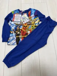 ゴジュウジャー　光るパジャマ 上下セット　110 新品