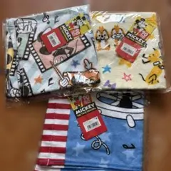 ディズニー　ミッキー　ハンドタオル　３枚セット