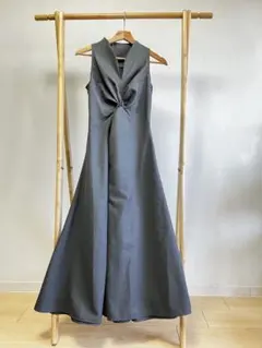 anuans ツイストギャザーワンピース グレー 2025