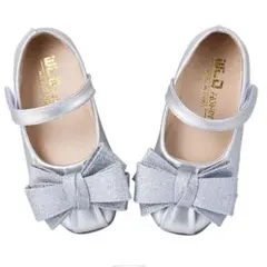 セレモニーシューズ シルバー 22.5センチ 美品