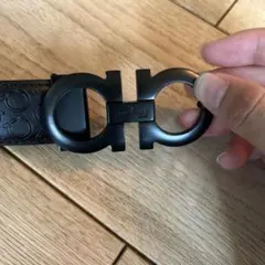 フェラガモ　ベルト　ロゴバックル