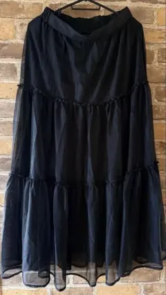 ブラック フレアロングチュールスカート