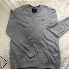 AMERICAN EAGLE グレー Vネックセーターのサムネイル