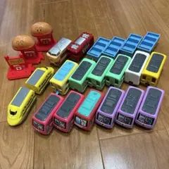 アンパンマン キャラレール　カプセルプラレール 列車　ドクターイエロー　車両