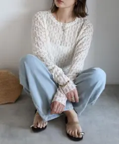 ボンジュールサガン✾メローレースクルーネックプルオーバーのサムネイル