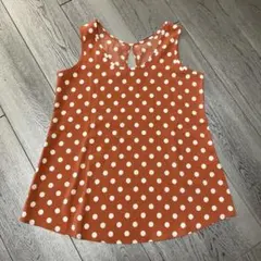 GUオレンジ・白ドット ノースリーブ M