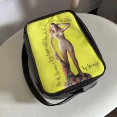 美品●BeneFit●lana makeup bag ラナコスメポーチのサムネイル