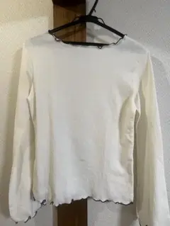 CLASSICAL ELF アイボリー長袖トップス