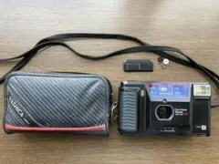 YASHICA T AF-D Carl Zeiss Tessar ジャンクのサムネイル