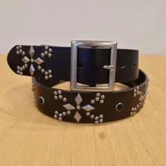 スタッズベルト　クロスボーン　牛革　アメカジ　ブラック　y2k