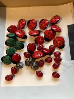 フランス 1950年代 ヴィンテージ てんとう虫ボタン 35個セット