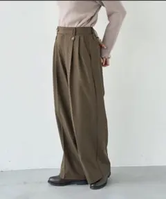 milウエストデザイン ワイドタックパンツ
