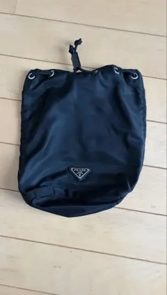 PRADA 巾着 ポーチ ナイロン ブラックのサムネイル