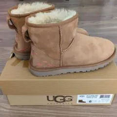 UGG W Classic Mini ブラウン 6