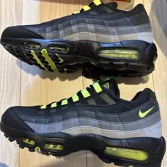 新品未使用　Nike Air Max 95 ブラックネオン　28 エアマックス