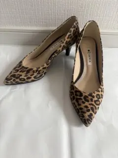 【美品】DIANA レオパード柄スエードパンプス　22. 5cm